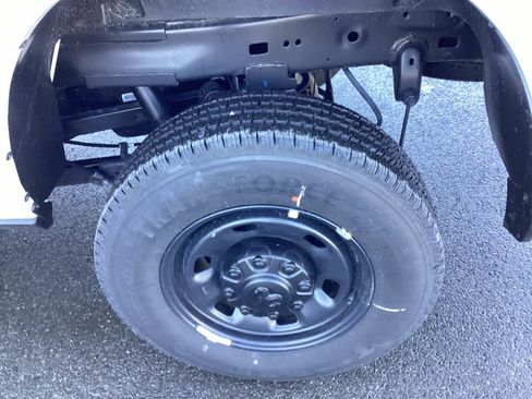 New 2026 RAM 2500 Tradesman AWD/4WD image 31
