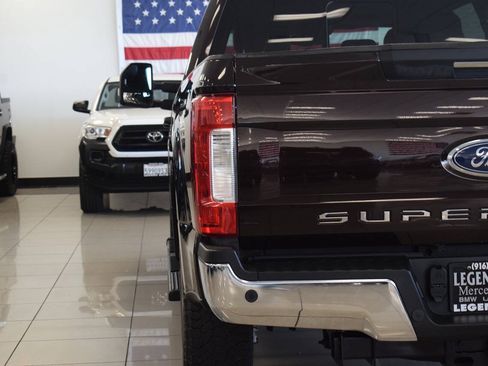 Used 2018 Ford F250 Lariat w/ Lariat Ultimate Package RWD image 16