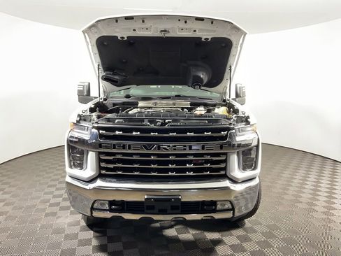 Used 2020 Chevrolet Silverado 2500 LTZ w/ LTZ Convenience Package image 5