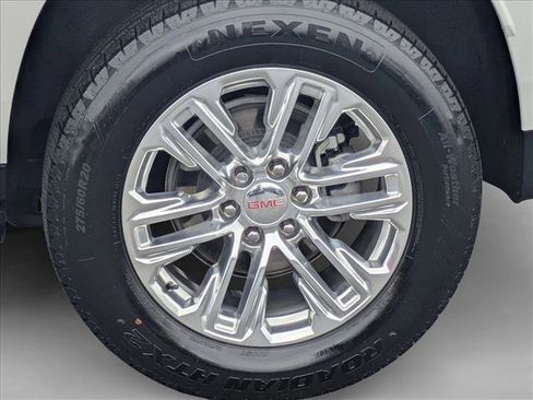 Used 2021 GMC Yukon XL SLT w/ SLT Luxury Plus Package image 24