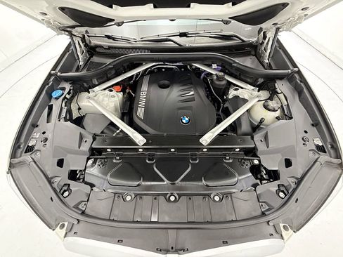 Used 2024 BMW X5 xDrive40i w/ Premium Package AWD/4WD image 28