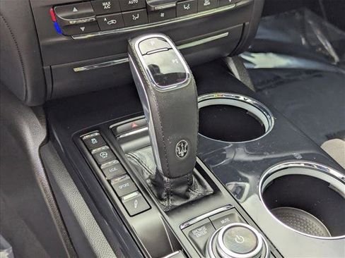 Used 2022 Maserati Ghibli Modena Q4 image 12