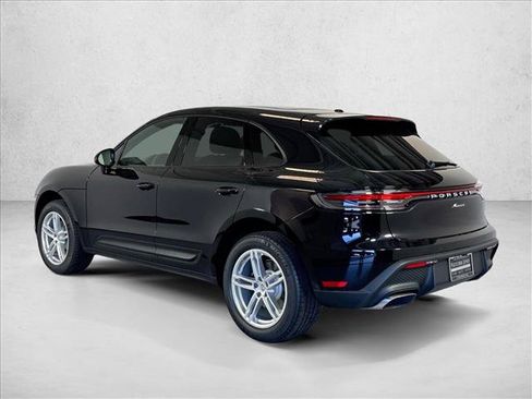 Used 2026 Porsche Macan AWD/4WD image 3