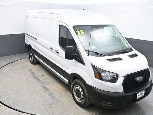 Used 2024 Ford Transit 250 148 Medium Roof image 18