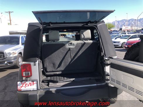 Used 2009 Jeep Wrangler X AWD/4WD image 16
