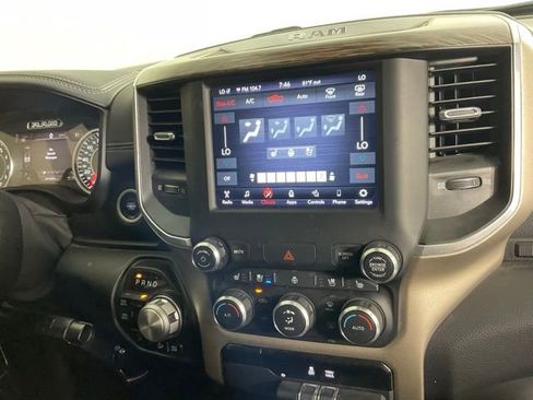 Used 2020 RAM 1500 Laramie w/ Off Road Group AWD/4WD image 19