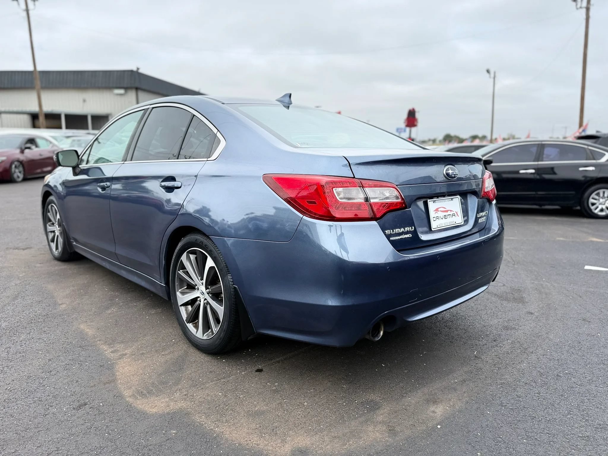 Used 2017 Subaru Legacy 2.5i Limited AWD/4WD image 5