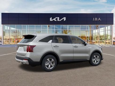 New 2026 Kia Sorento LX FWD image 6