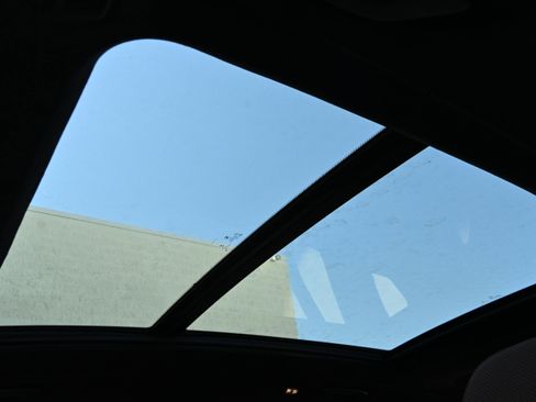 New 2026 BMW X7 M60i image 25