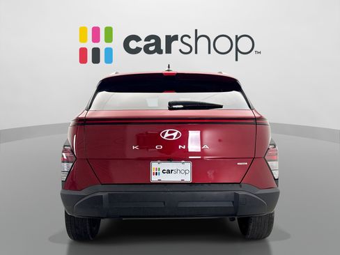 Used 2024 Hyundai Kona SEL w/ Convenience Package AWD/4WD image 4