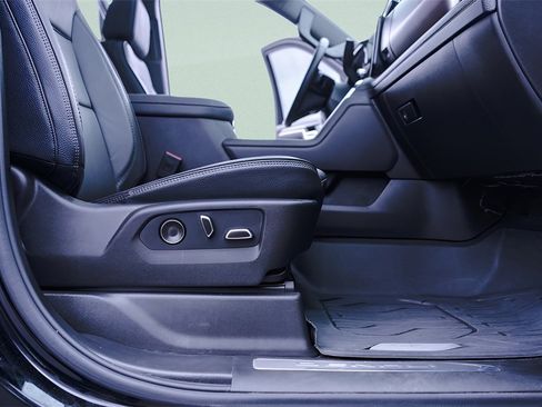 Used 2025 GMC Sierra 2500 Denali w/ Denali Reserve Package image 37