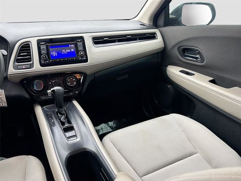 Used 2019 Honda HR-V LX image 23