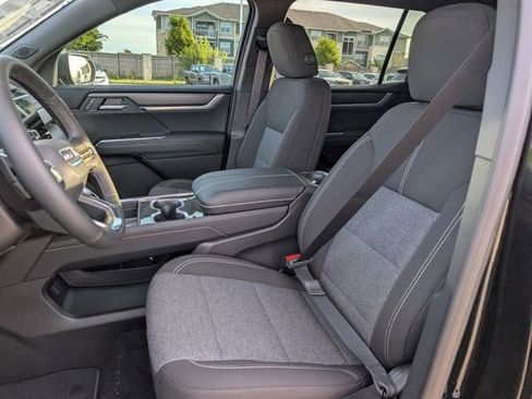 New 2026 GMC Acadia Elevation w/ Black Edition FWD image 19