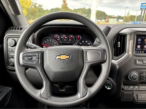 Used 2024 Chevrolet Silverado 1500 W/T w/ WT Value Package image 15
