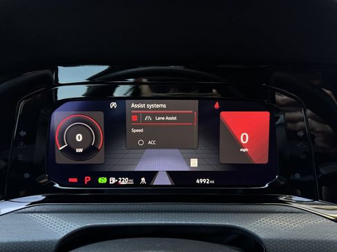 Used 2024 Volkswagen GTI SE image 18