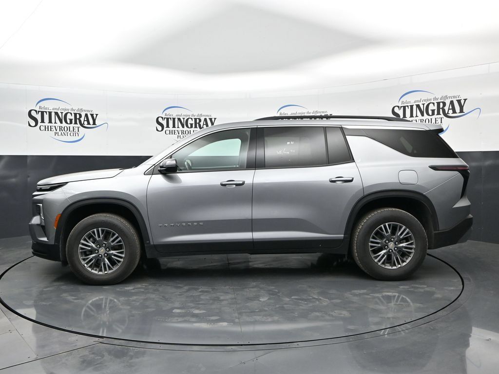 Certified 2025 Chevrolet Traverse LT AWD/4WD image 4