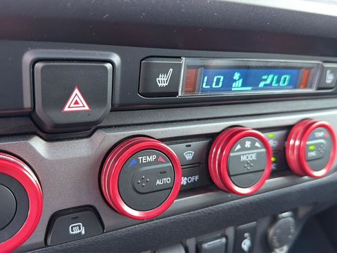 Certified 2023 Toyota Tacoma TRD Sport w/ TRD Premium Sport Package AWD/4WD image 28