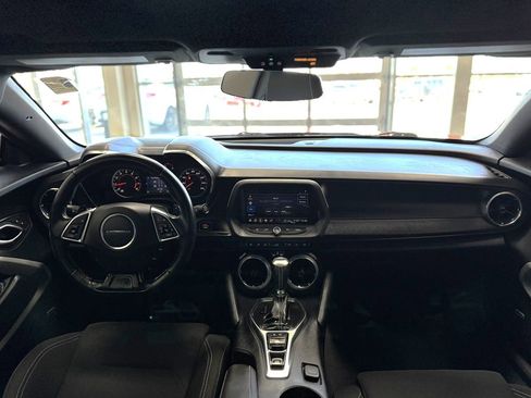 Used 2020 Chevrolet Camaro LT w/ RS Package image 21