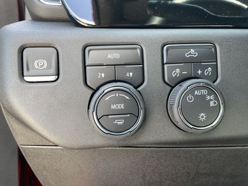 New 2025 Chevrolet Silverado 1500 LT image 41