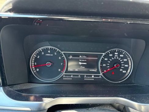 Certified 2023 Kia Sorento S w/ Panoramic Sunroof Package FWD image 9