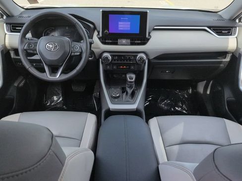 Certified 2023 Toyota RAV4 XLE Premium AWD/4WD image 15