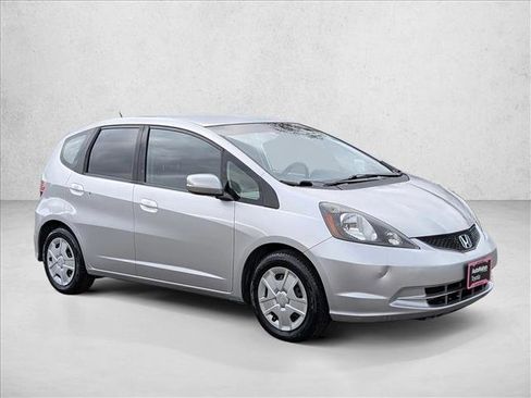 Used 2013 Honda Fit image 3