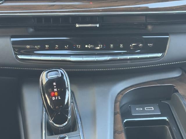 Certified 2023 Cadillac Escalade Premium Luxury Platinum AWD/4WD image 37