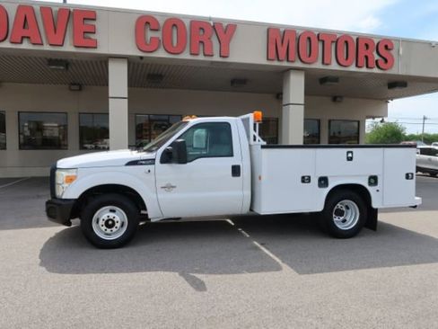 Used 2016 Ford F350 XL image 1