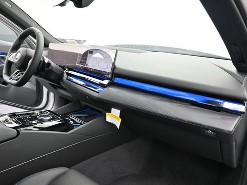 New 2027 BMW 530i xDrive w/ M Sport Package AWD/4WD image 19