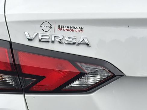 Certified 2025 Nissan Versa SV w/ Trunk Package FWD image 5