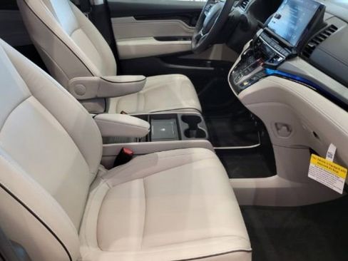 New 2026 Honda Odyssey Touring image 34
