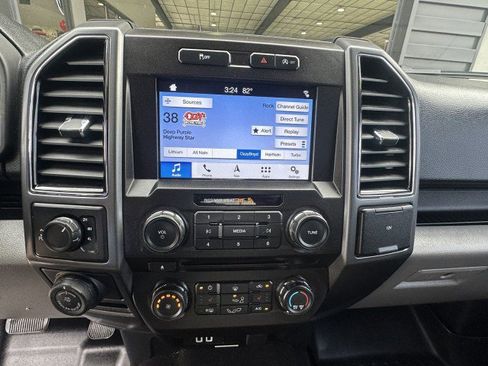 Used 2018 Ford F150 XLT w/ Equipment Group 302A Luxury image 21