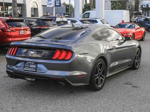 Used 2023 Ford Mustang Premium image 7