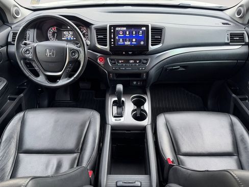 Used 2019 Honda Ridgeline RTL-T image 11