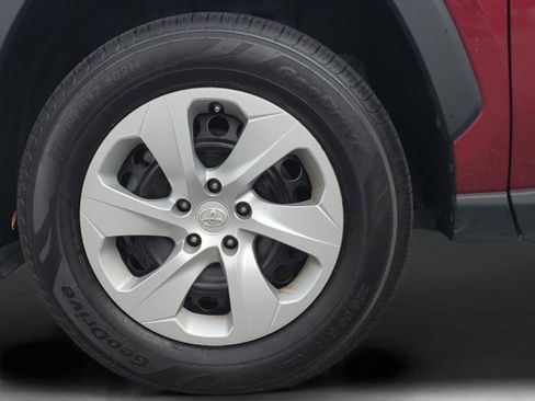 Used 2024 Toyota RAV4 LE image 18