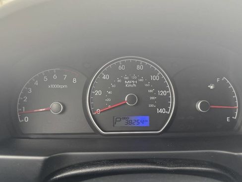 Used 2009 Hyundai Elantra GLS image 24