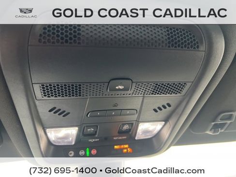 Certified 2022 Cadillac XT6 Premium Luxury image 28