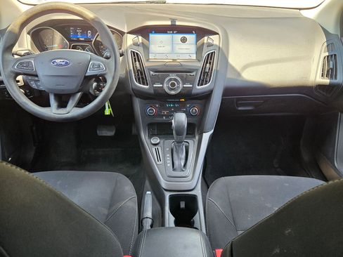 Used 2017 Ford Focus SEL FWD image 16