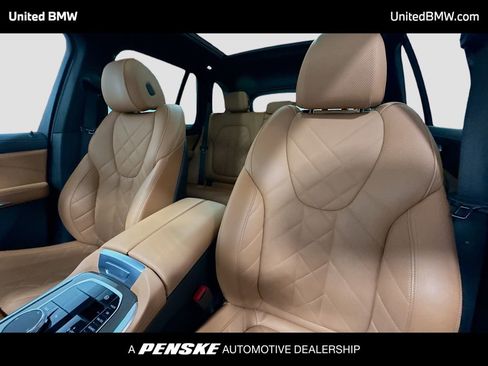 Used 2023 BMW X5 xDrive40i w/ Parking Assistance Package image 5