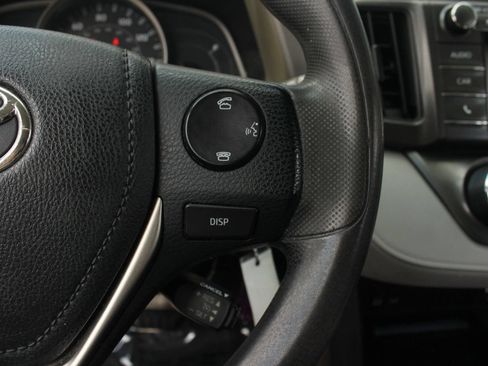 Used 2015 Toyota RAV4 LE AWD/4WD image 26