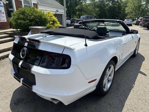Used 2014 Ford Mustang GT Premium RWD image 8