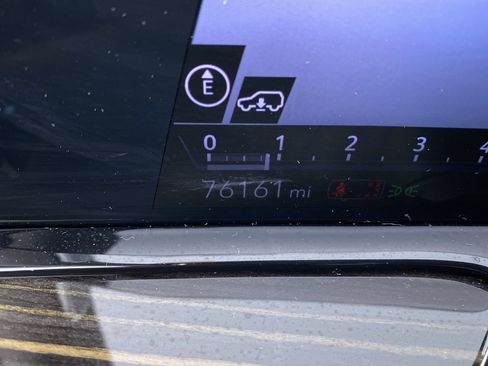 Used 2021 Cadillac Escalade Sport w/ Driver Assist Tech Package image 4