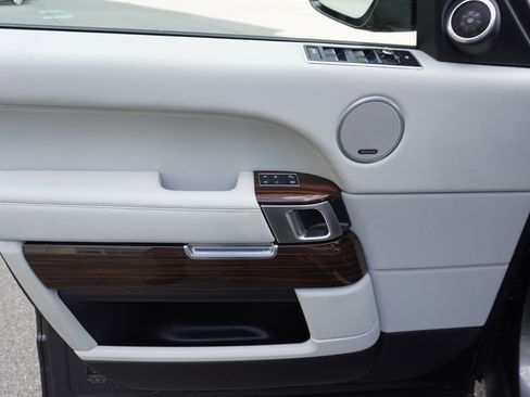 Used 2016 Land Rover Range Rover HSE AWD/4WD image 27