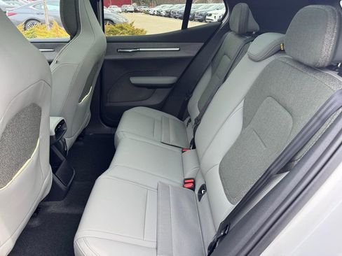 New 2026 Volvo EX30 Plus w/ Climate Package image 9