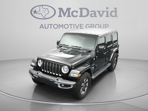 Used 2018 Jeep Wrangler Unlimited Sahara AWD/4WD image 34