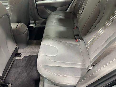 Used 2025 Hyundai Elantra Sport image 39