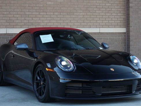 Used 2026 Porsche 911 Carrera T RWD image 8