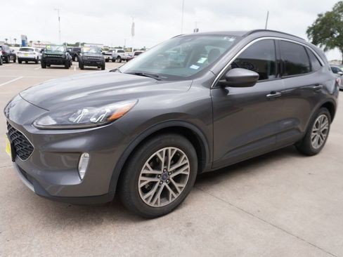 Certified 2022 Ford Escape SEL FWD image 3
