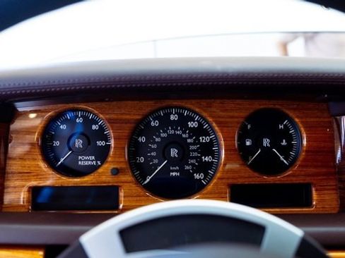 Used 2010 Rolls-Royce Phantom Sedan image 16