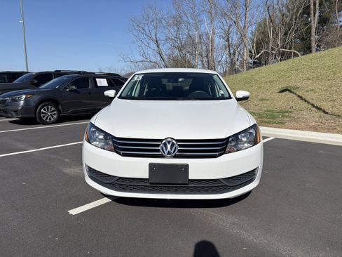 Used 2013 Volkswagen Passat 2.5 SE image 4